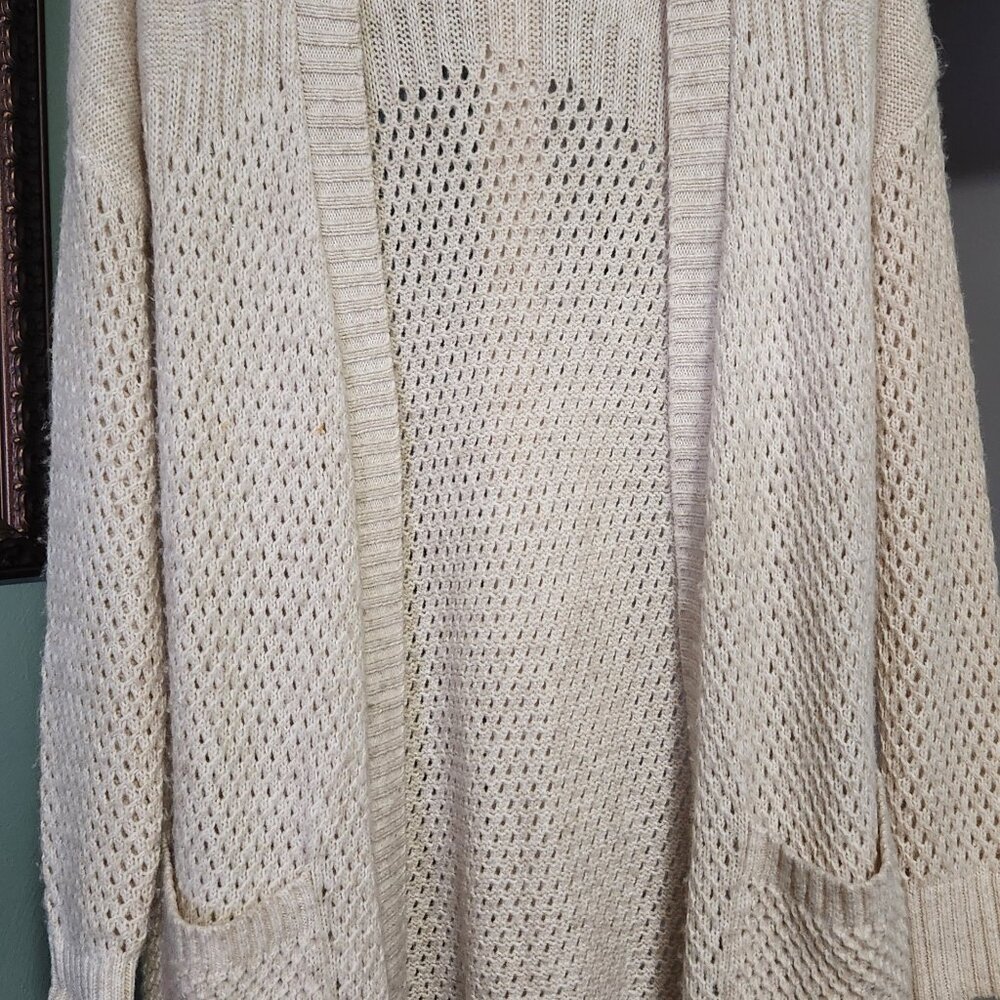 Woman's American Eagle long sweater